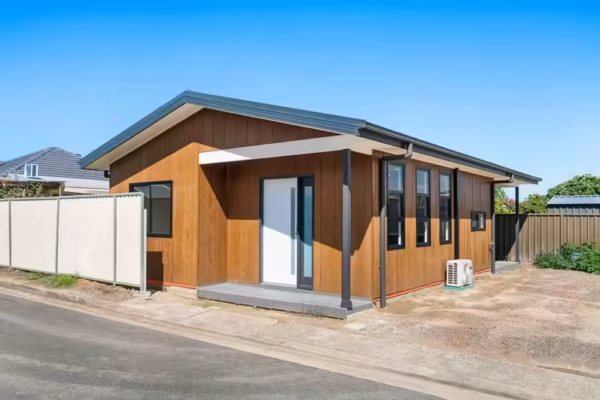 granny-flat-2-bedroom-panania-bluegum-granny-flat-approval-weathertex-cladding-natural-vertical-windows-black-front-porch granny-flat-2-bedroom-panania-bluegum-granny-flat-approval-weathertex-cladding-natural-vertical-windows-black-front-porch
