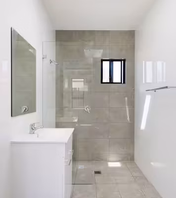 granny-flat-bluegum-sydney-skylight-feature-wall-bathroom-fix-panel-shower-screen-tiles-to-ceiling granny-flat-bluegum-sydney-skylight-feature-wall-bathroom-fix-panel-shower-screen-tiles-to-ceiling