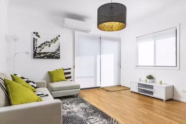 granny-flat-design-blue-gum-beach-style-design-timber-laminate-floor